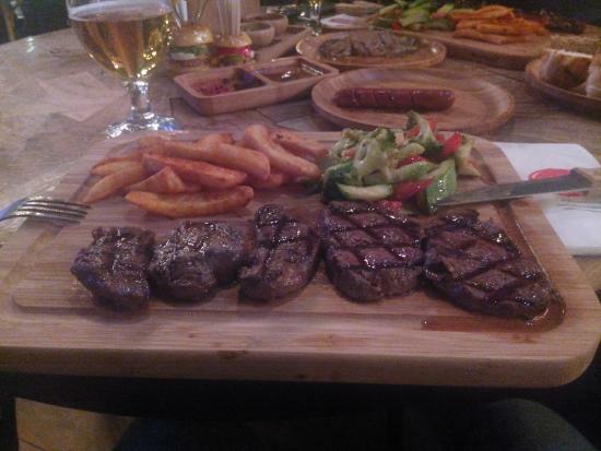 Beeves Burger